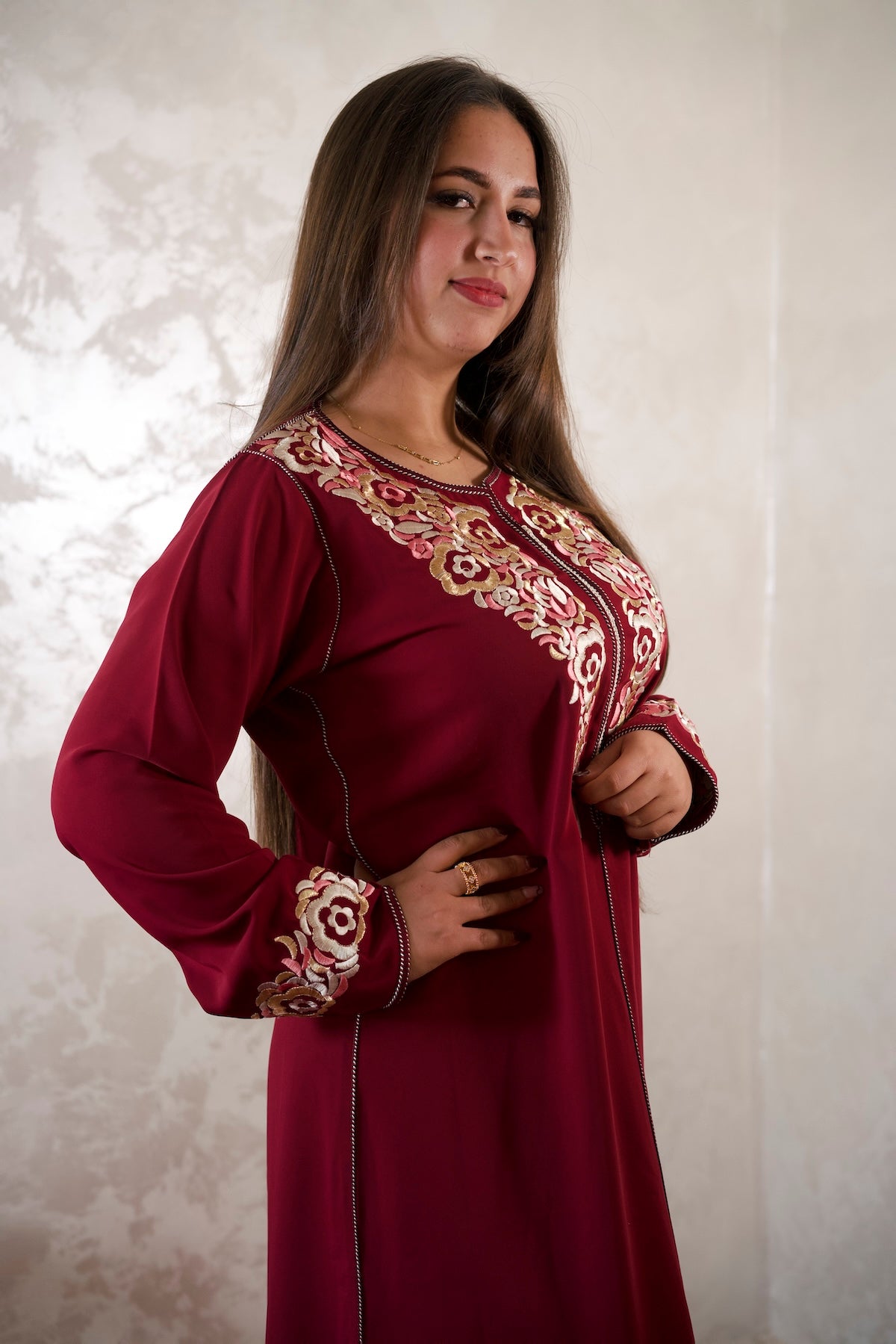 Elegant crepe caftan with master craftsmanship and Rabat-style embroidery