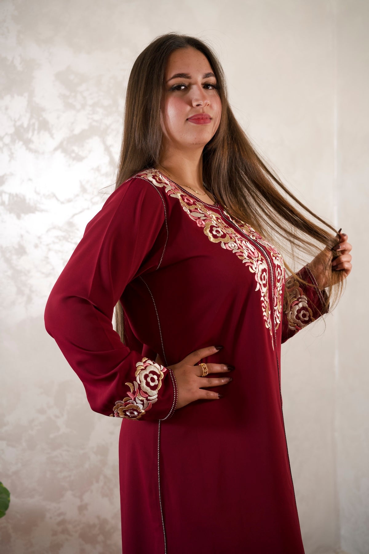 Elegant crepe caftan with master craftsmanship and Rabat-style embroidery